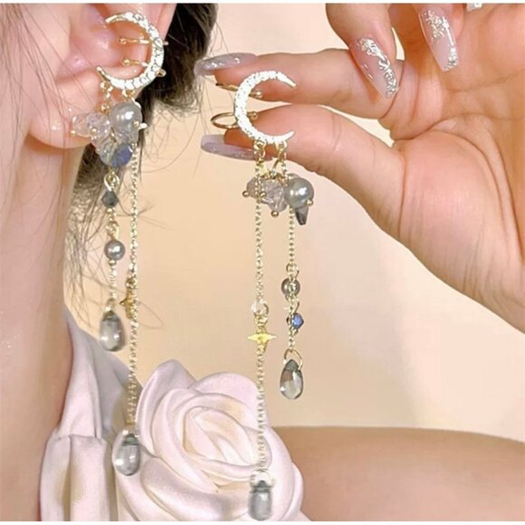 Jewelry - Moon Super Fairy Tassel Ear Cuff